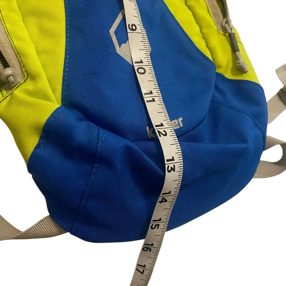 CamelBak Children's Kicker Hydration Backpack in blue and Lime Green High Vis